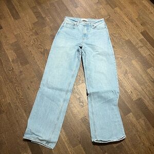 Abercrombie “The Loose” High Rise Jeans